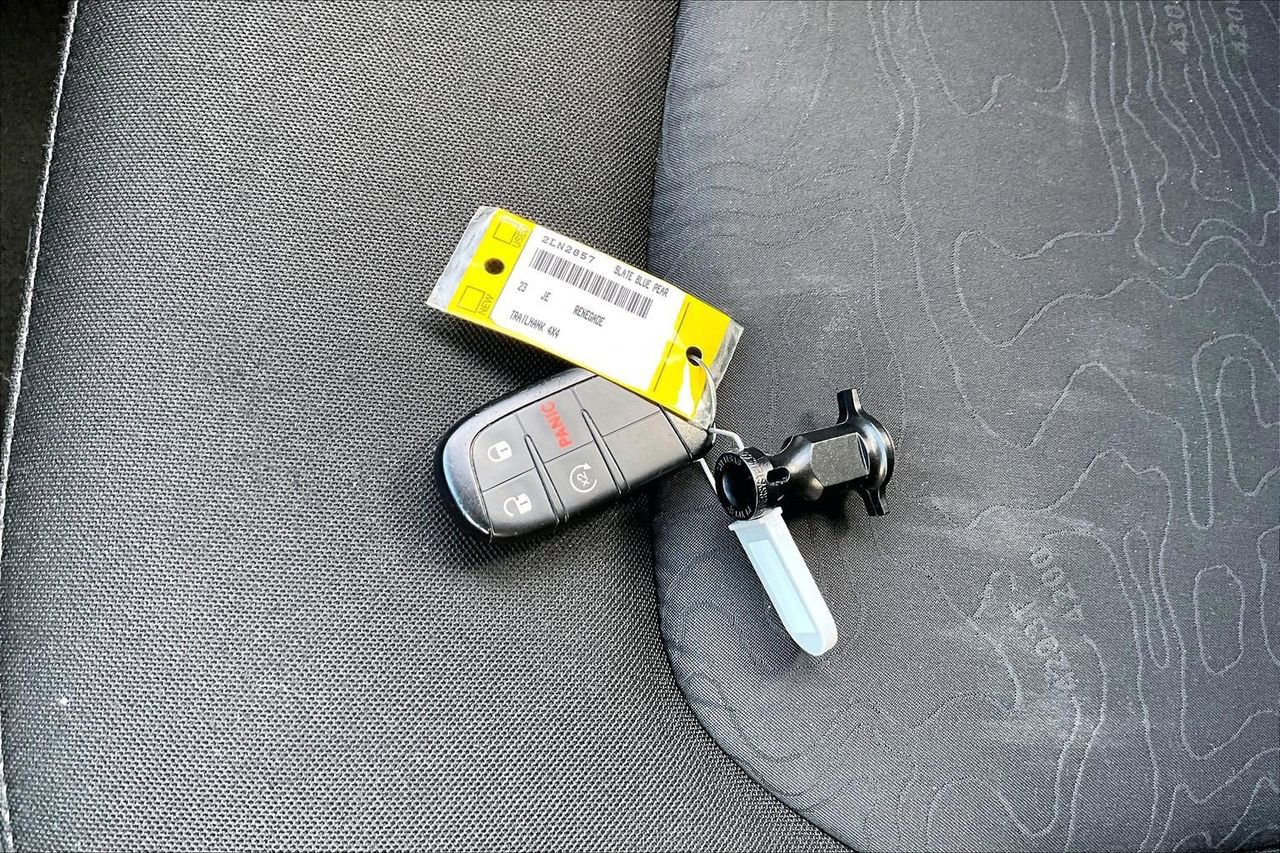 Certified 2023 Jeep Renegade Trailhawk image 32