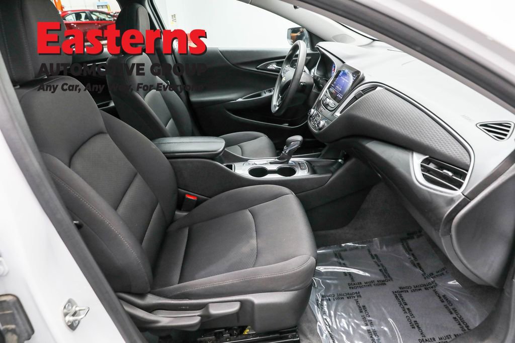 Used 2024 Chevrolet Malibu LT image 23