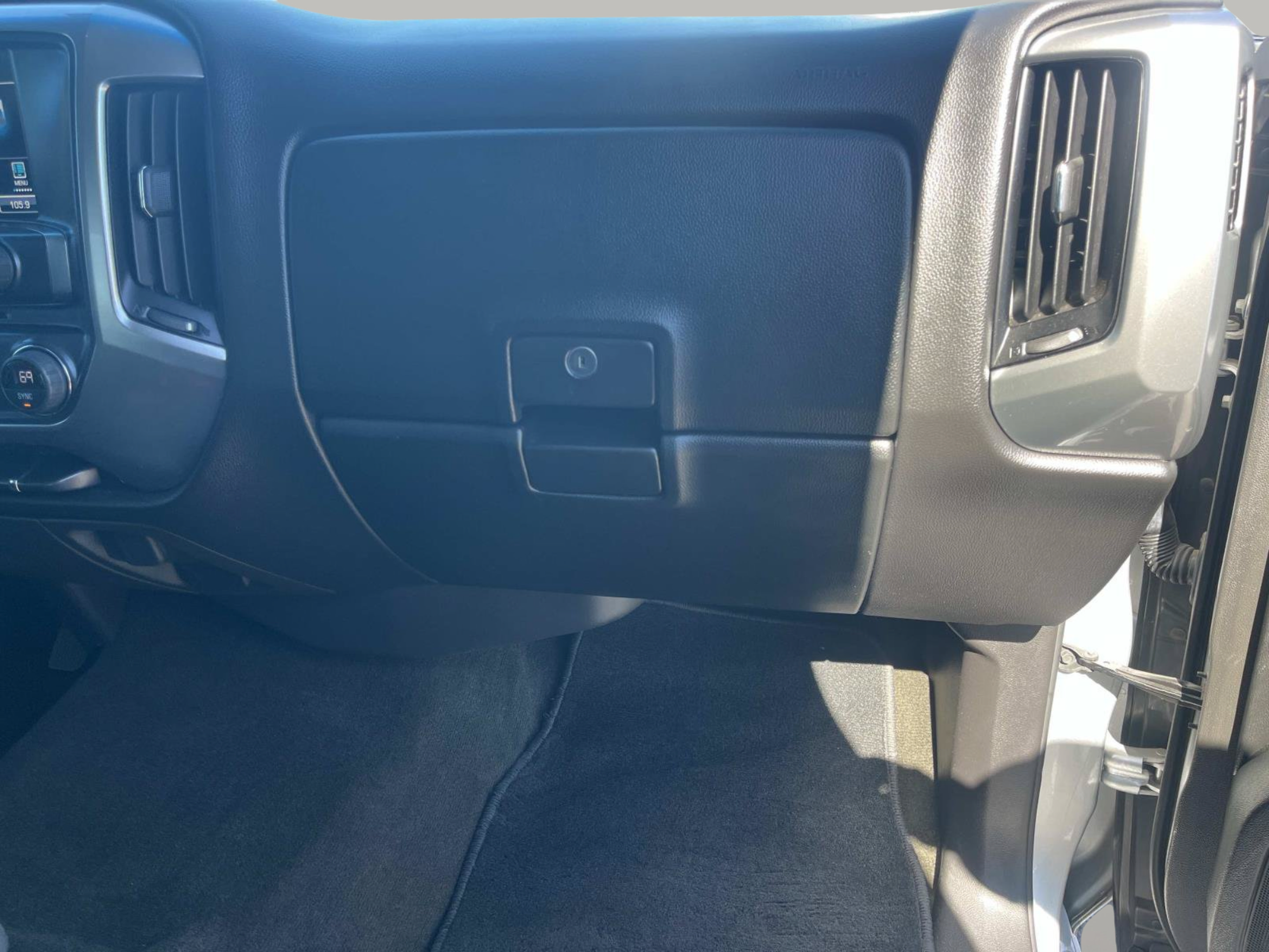 Used 2017 Chevrolet Silverado 1500 LT w/ All Star Edition AWD/4WD image 22