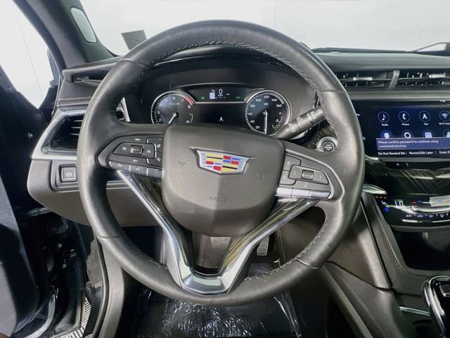 Used 2023 Cadillac XT6 Premium Luxury AWD/4WD image 16