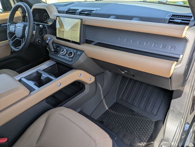 New 2025 Land Rover Defender 110 V8 image 19
