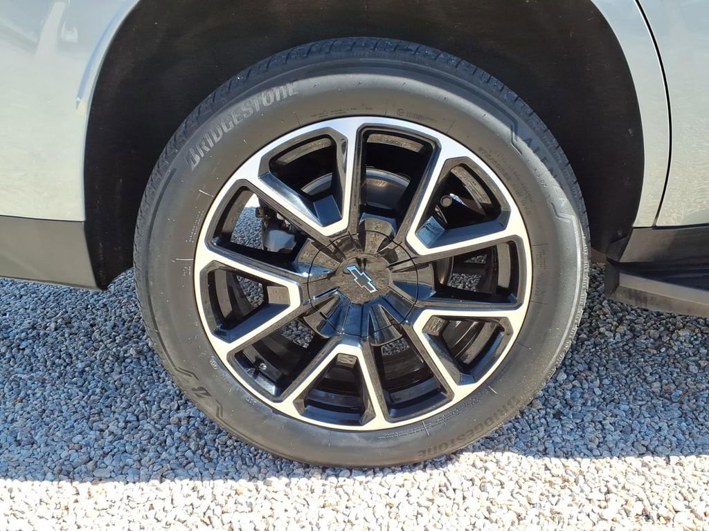 Used 2024 Chevrolet Tahoe RST w/ Luxury Package image 12