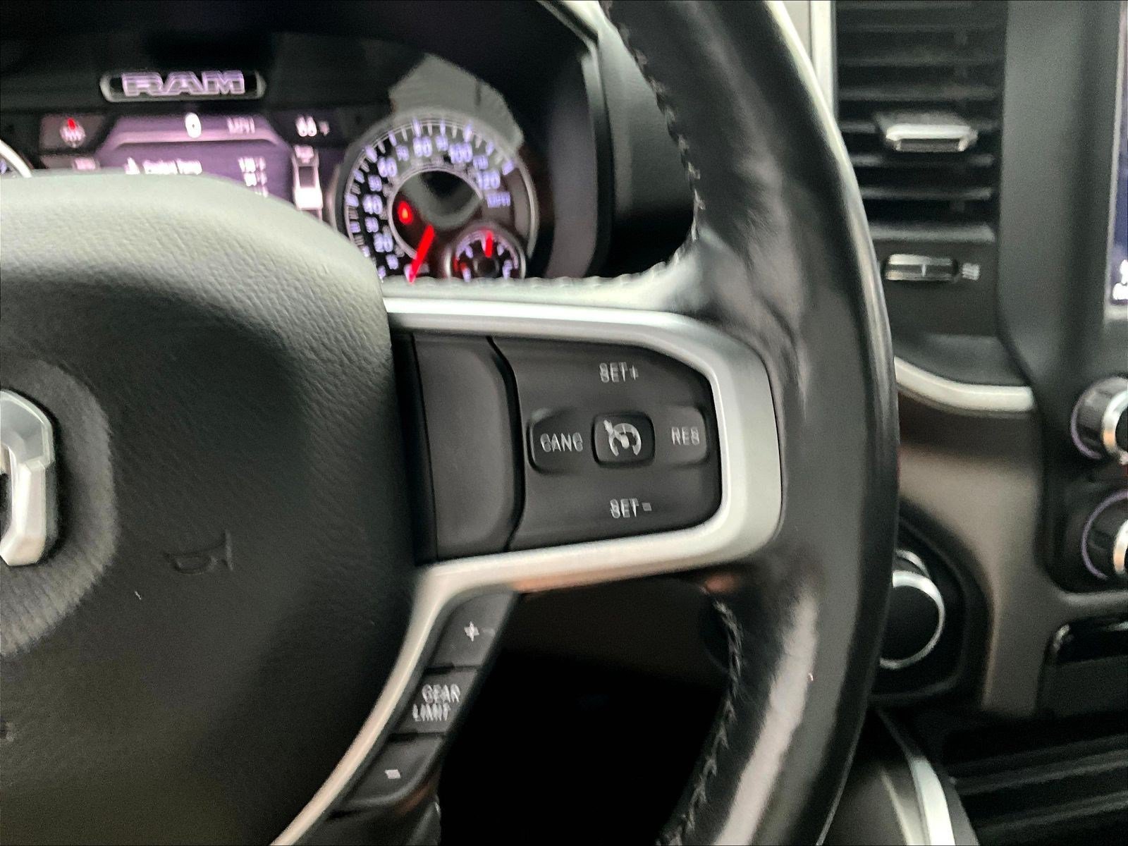 Used 2020 RAM 1500 Big Horn AWD/4WD image 9
