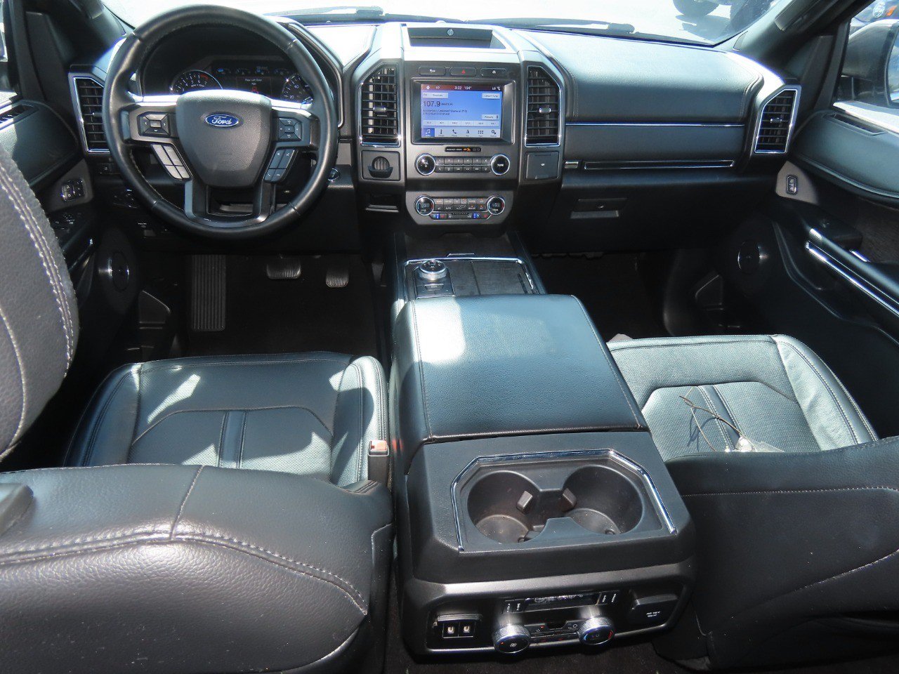 Used 2019 Ford Expedition Max Limited RWD image 25