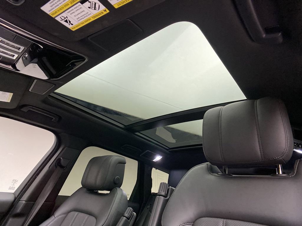 Used 2022 Land Rover Range Rover Sport HSE Silver Edition AWD/4WD image 13