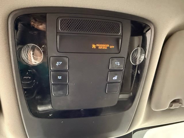 Used 2023 Kia Carnival LX FWD image 32
