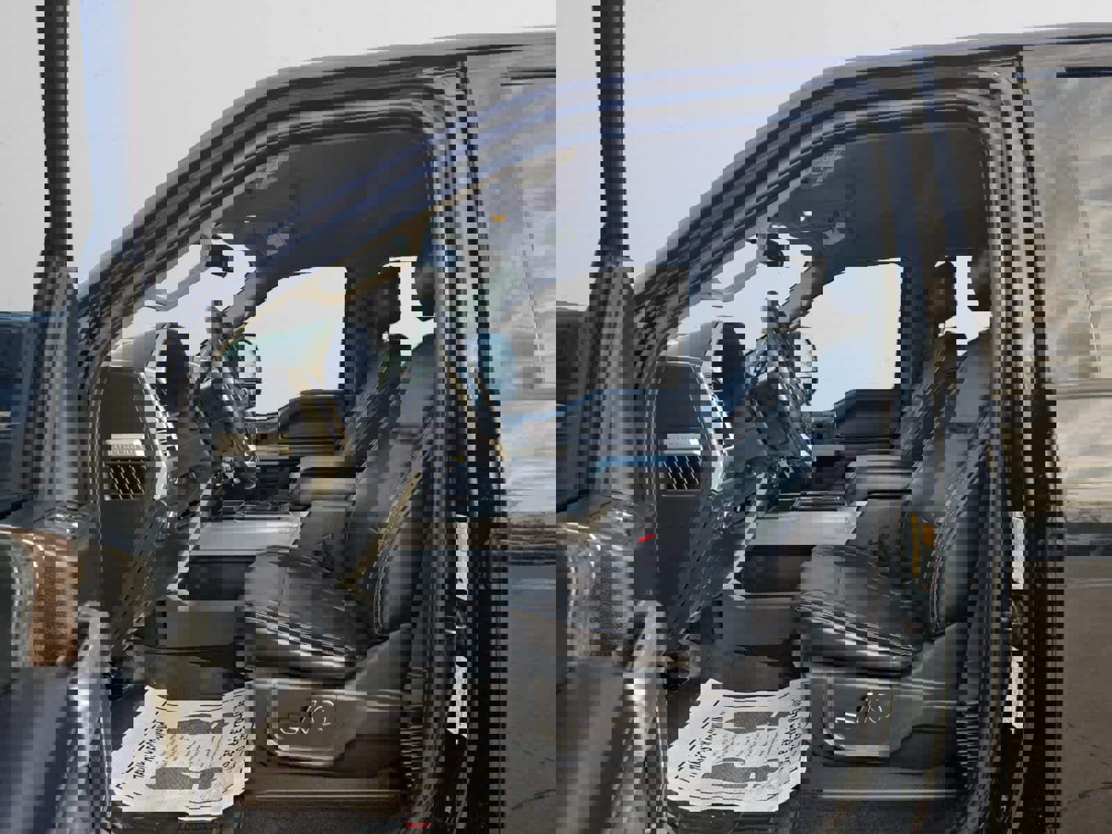 Used 2017 Ford F250 Lariat w/ Lariat Value Package image 9