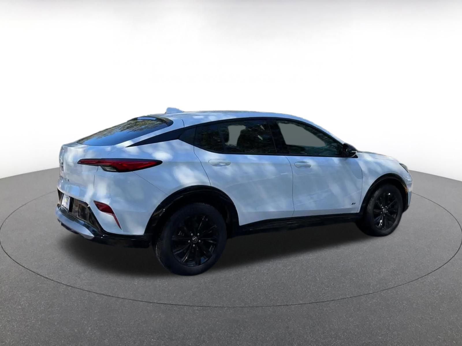 Used 2025 Buick Envista Sport Touring image 15