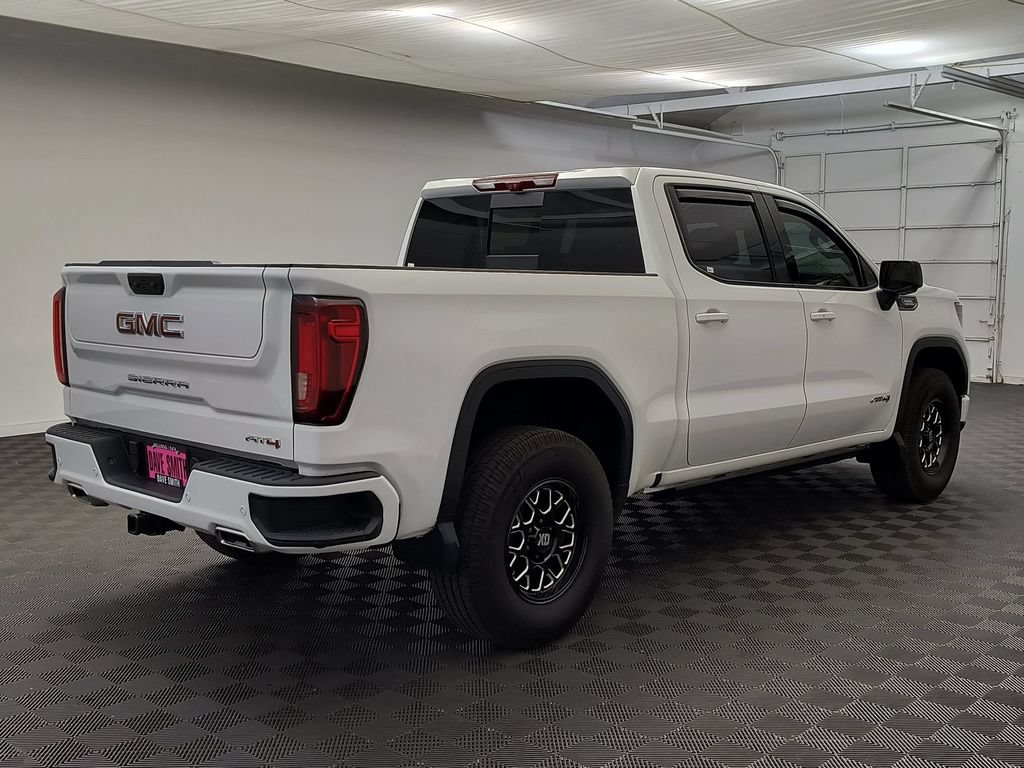 Used 2023 GMC Sierra 1500 AT4 w/ AT4 Premium Package AWD/4WD image 9