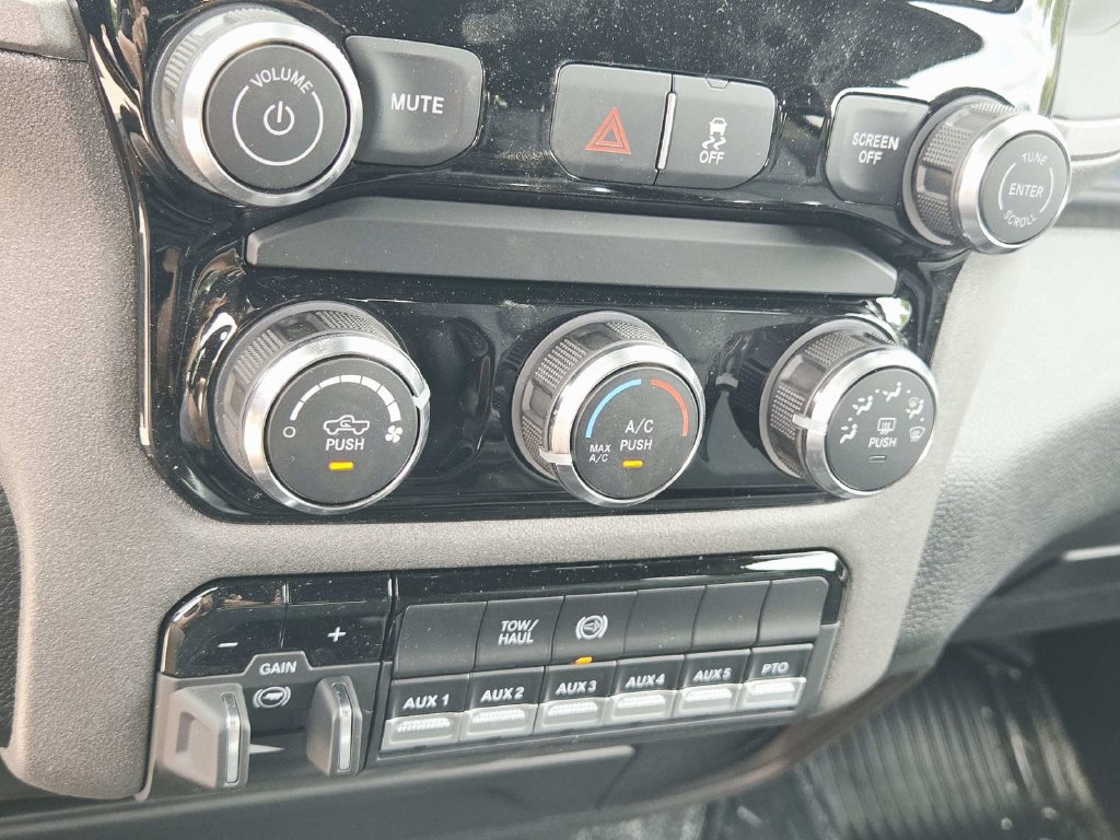 New 2026 RAM 4500 Tradesman w/ Chrome Appearance Group AWD/4WD image 26