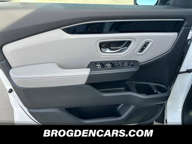 New 2025 Honda Pilot EX-L image 10