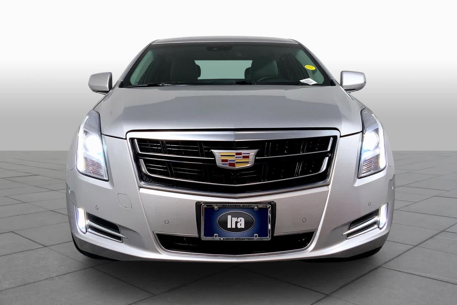 Used 2016 Cadillac XTS Luxury w/ Driver Awareness Package FWD image 4