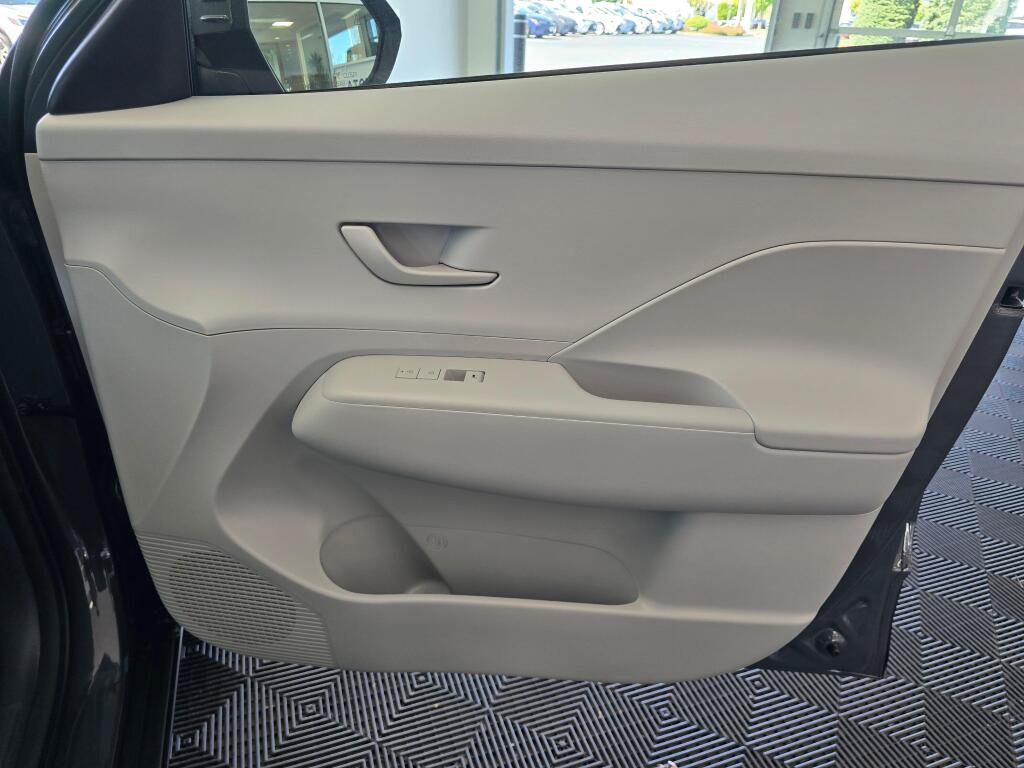 New 2026 Hyundai Kona SE AWD/4WD image 40