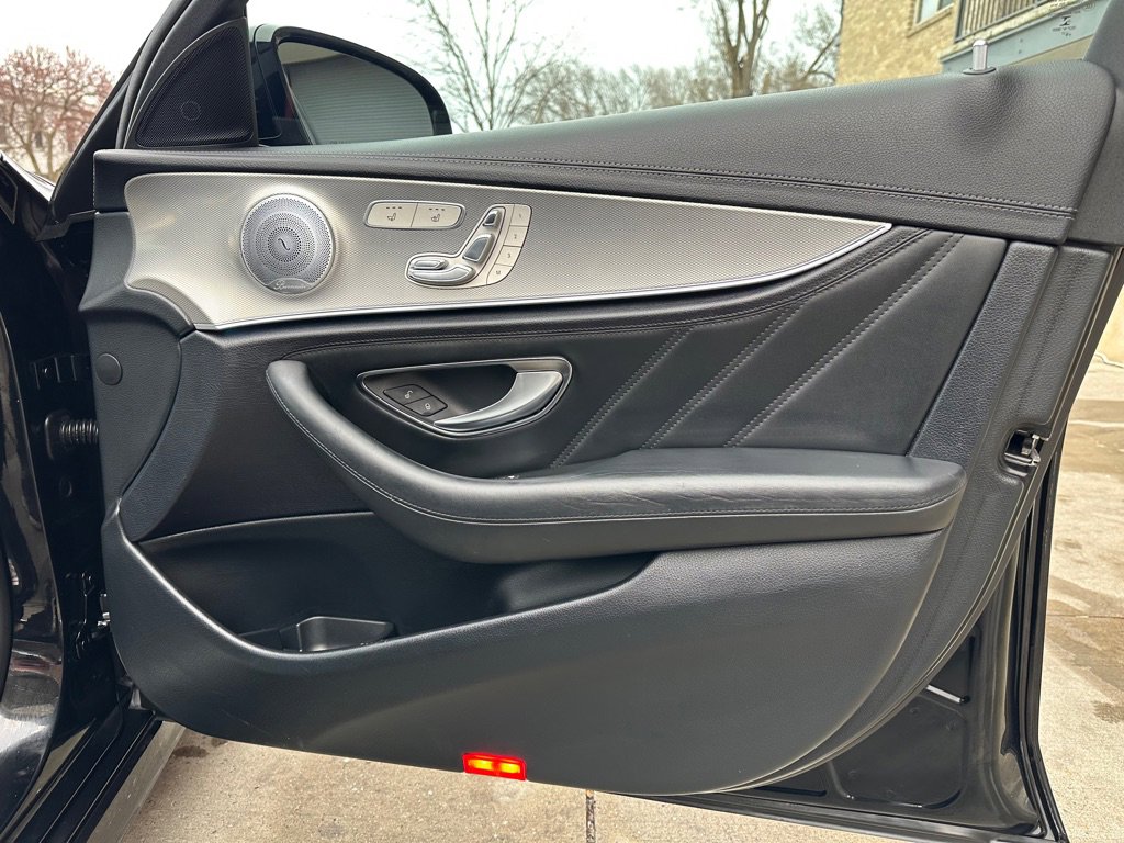 Used 2018 Mercedes-Benz E 43 AMG 4MATIC Sedan w/ Premium 3 Package image 29