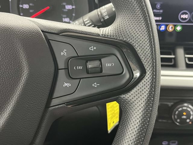 Used 2025 Chevrolet Trax LS FWD image 31