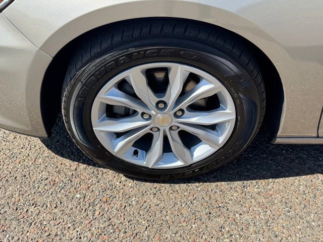Used 2025 Chevrolet Malibu LT FWD image 7