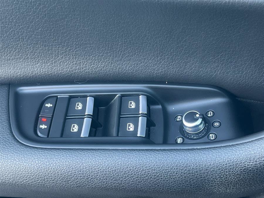 Used 2019 Audi Q7 3.0T Prestige w/ Prestige Package image 32