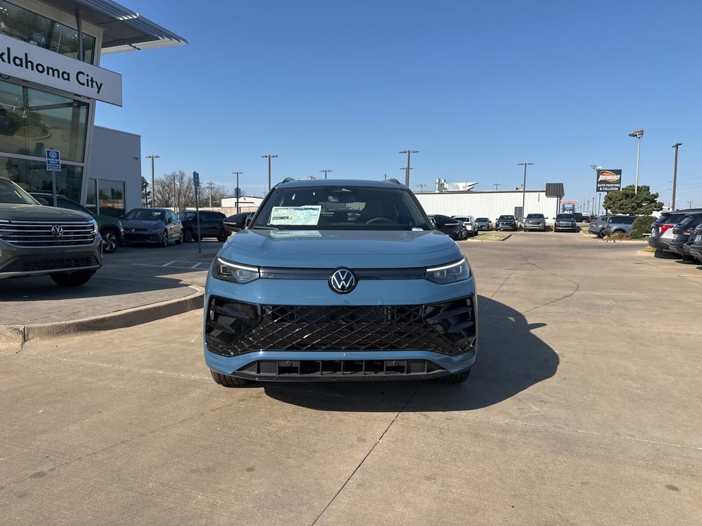 New 2026 Volkswagen Tiguan SE R-Line image 2