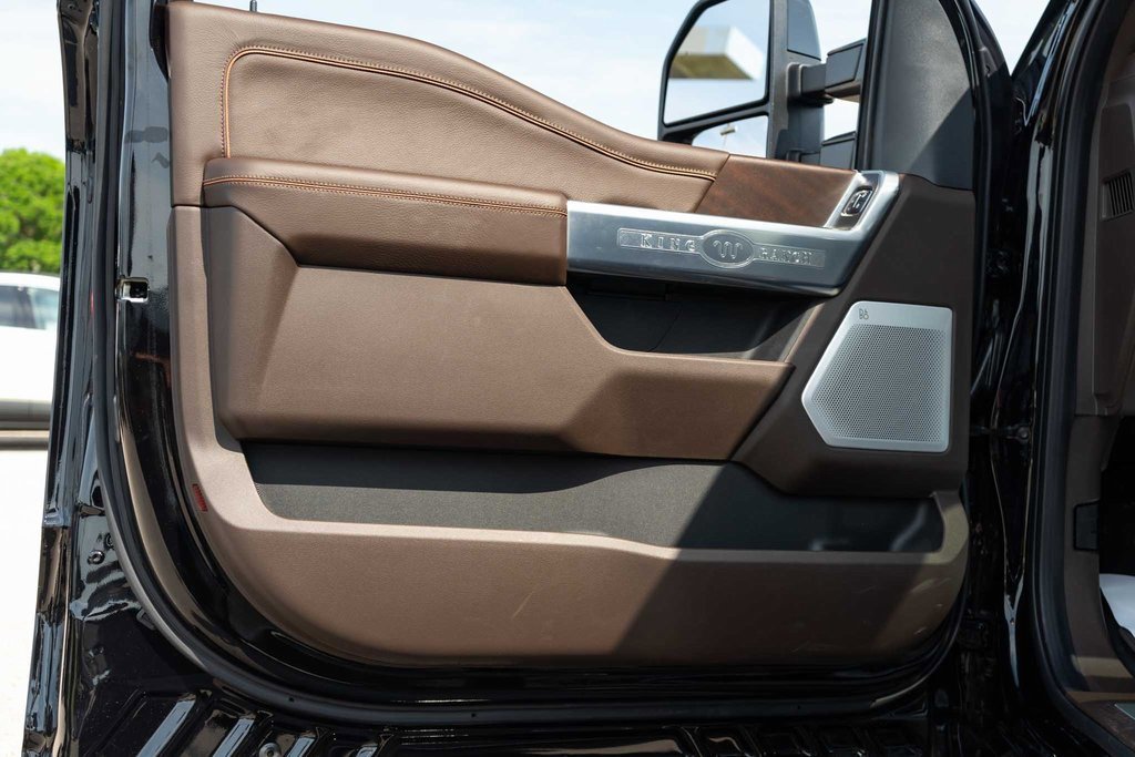 Used 2025 Ford F250 King Ranch image 14