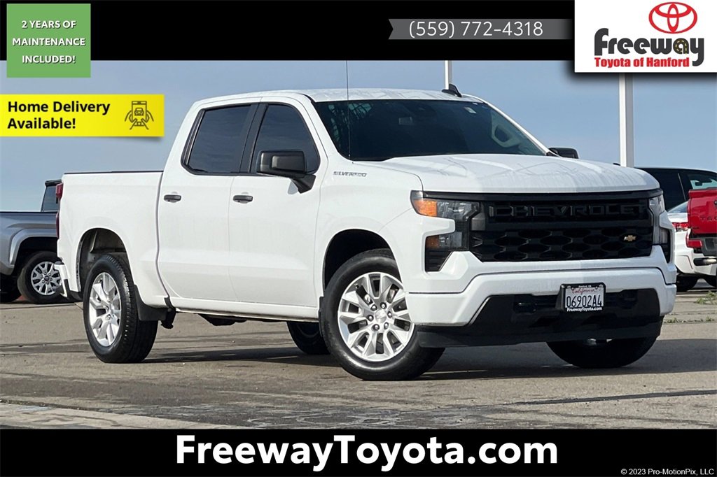 Used 2024 Chevrolet Silverado 1500 Custom image 1