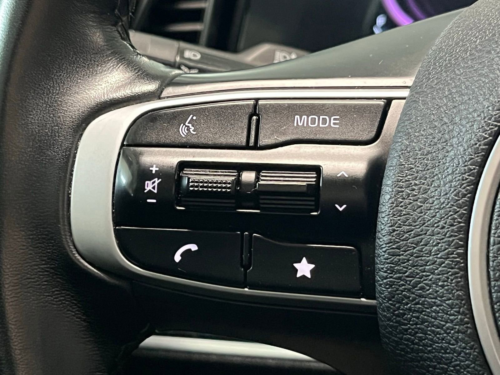 Used 2024 Kia Sportage X-Line w/ X-Line Premium Package image 33