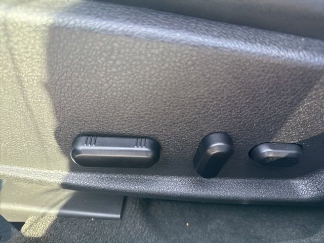 Used 2011 Ford Fusion Hybrid w/ 501A Rapid Spec Order Code image 11