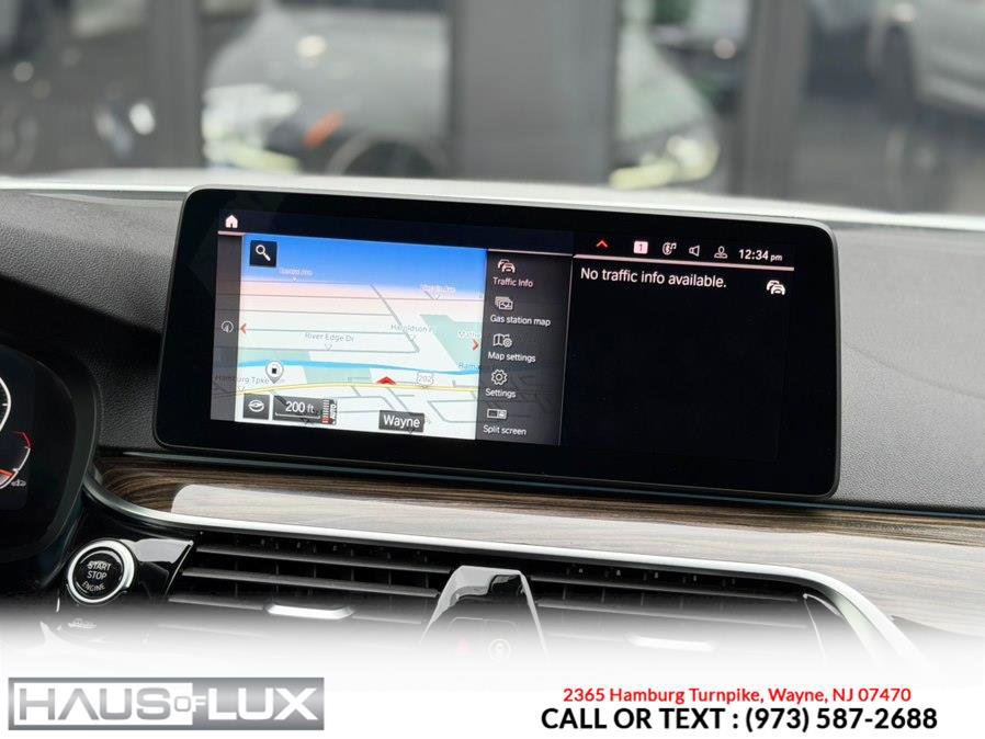 Used 2021 BMW 530i xDrive w/ Convenience Package AWD/4WD image 24