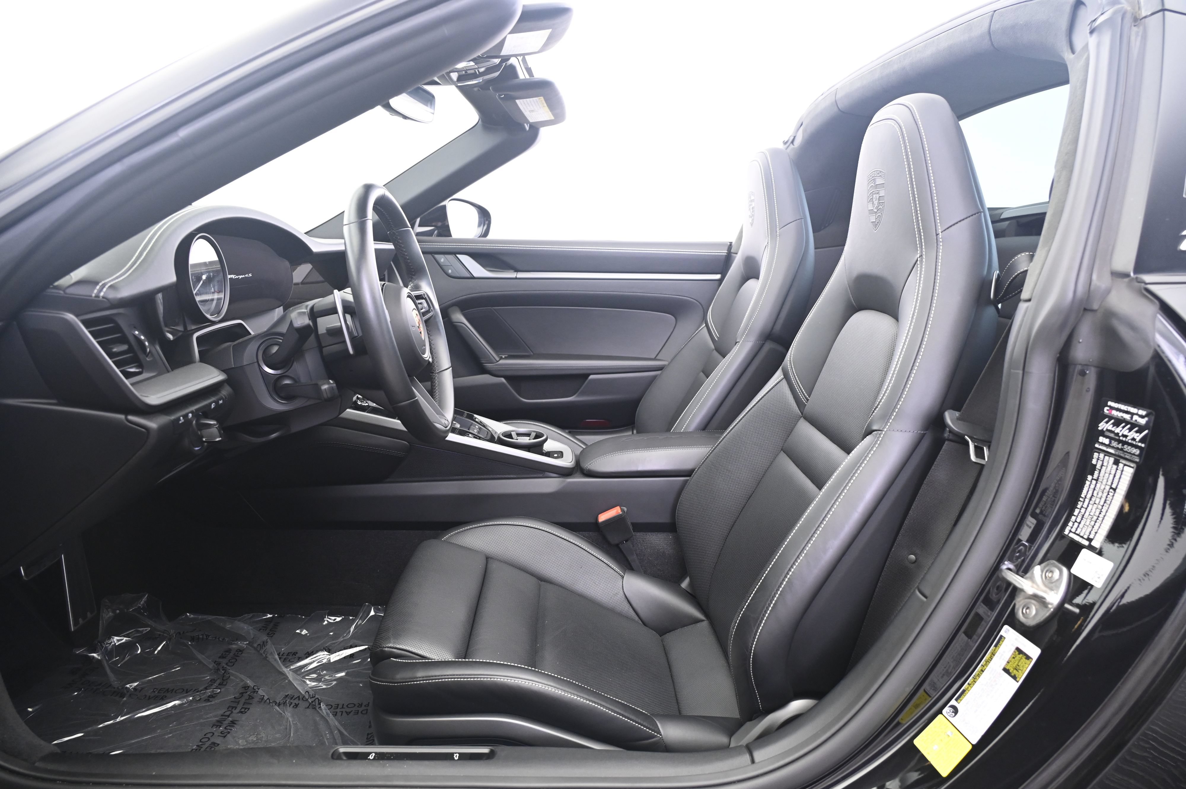 Certified 2024 Porsche 911 Targa 4S AWD/4WD image 30