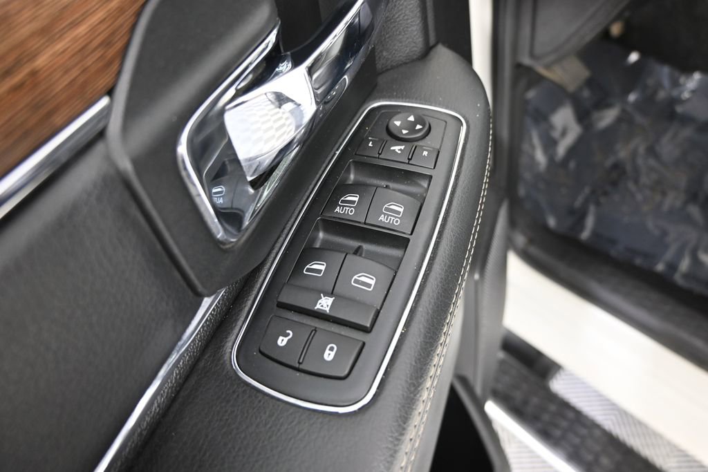 Used 2016 RAM 2500 Laramie w/ Convenience Group image 20