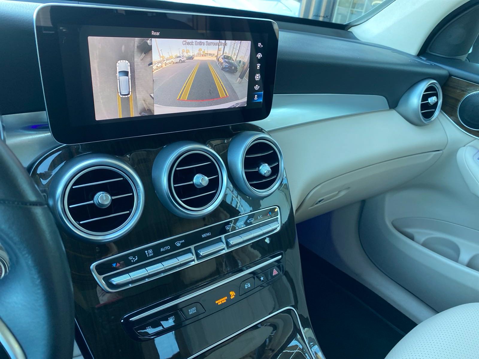 Certified 2021 Mercedes-Benz GLC 300 image 9