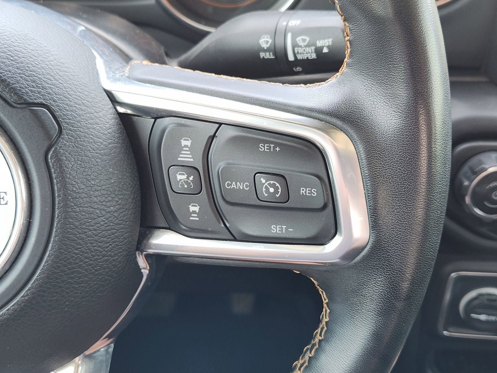Used 2022 Jeep Gladiator Overland AWD/4WD image 37