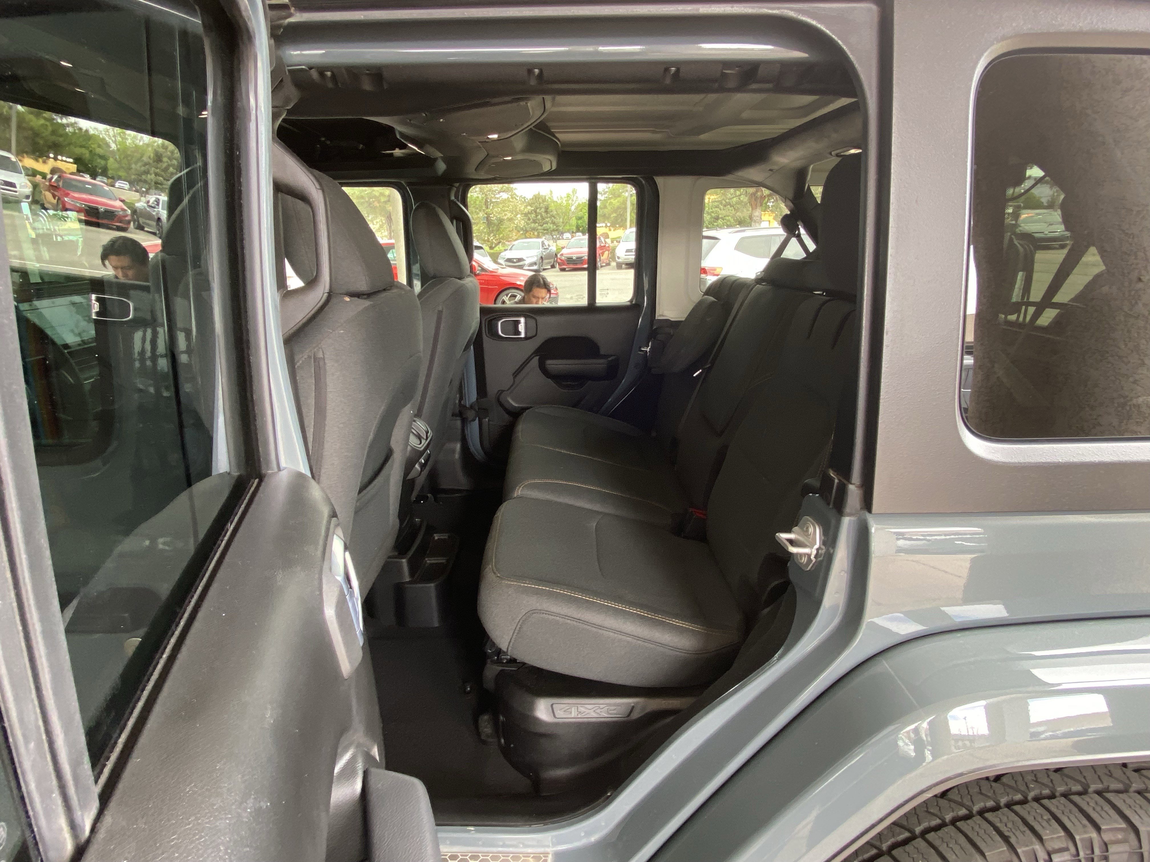 Used 2024 Jeep Wrangler Unlimited w/ Technology Group AWD/4WD image 51