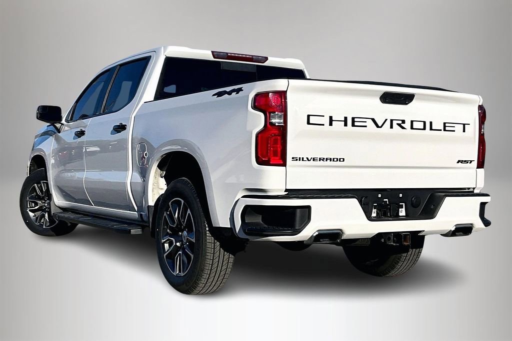Used 2024 Chevrolet Silverado 1500 RST w/ Convenience Package II image 4