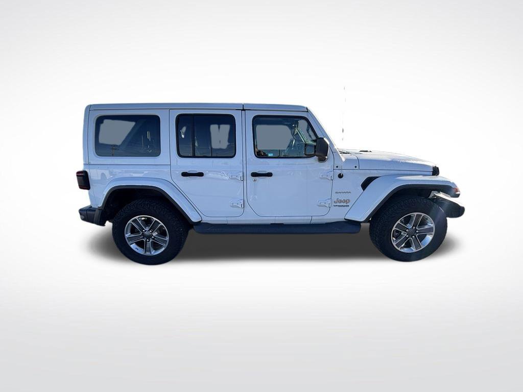 Used 2018 Jeep Wrangler Unlimited Sahara w/ Dual Top Group AWD/4WD image 7