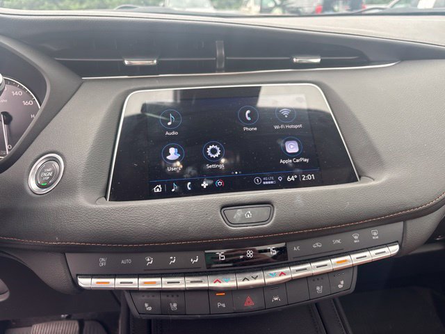 Used 2023 Cadillac XT4 Premium Luxury AWD/4WD image 7