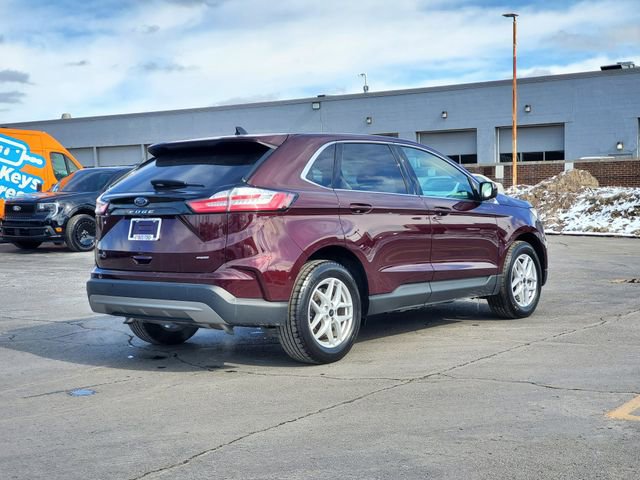 Used 2023 Ford Edge SEL image 3