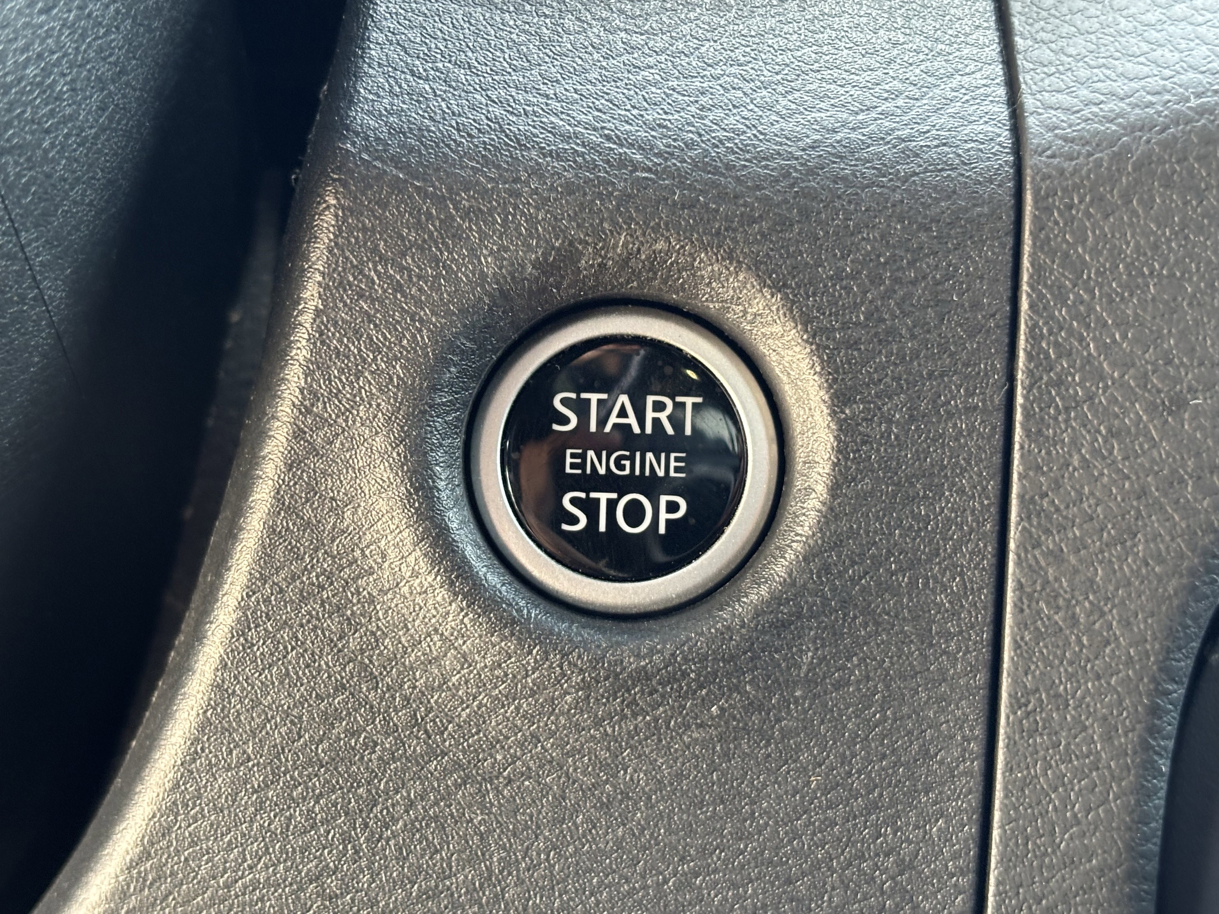 Used 2024 Nissan Frontier PRO-4X w/ Technology Package AWD/4WD image 27