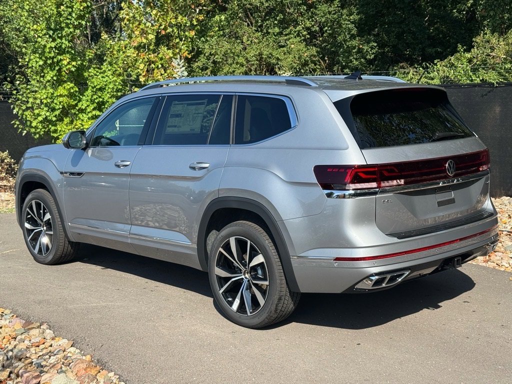 New 2026 Volkswagen Atlas SEL Premium R-Line image 3