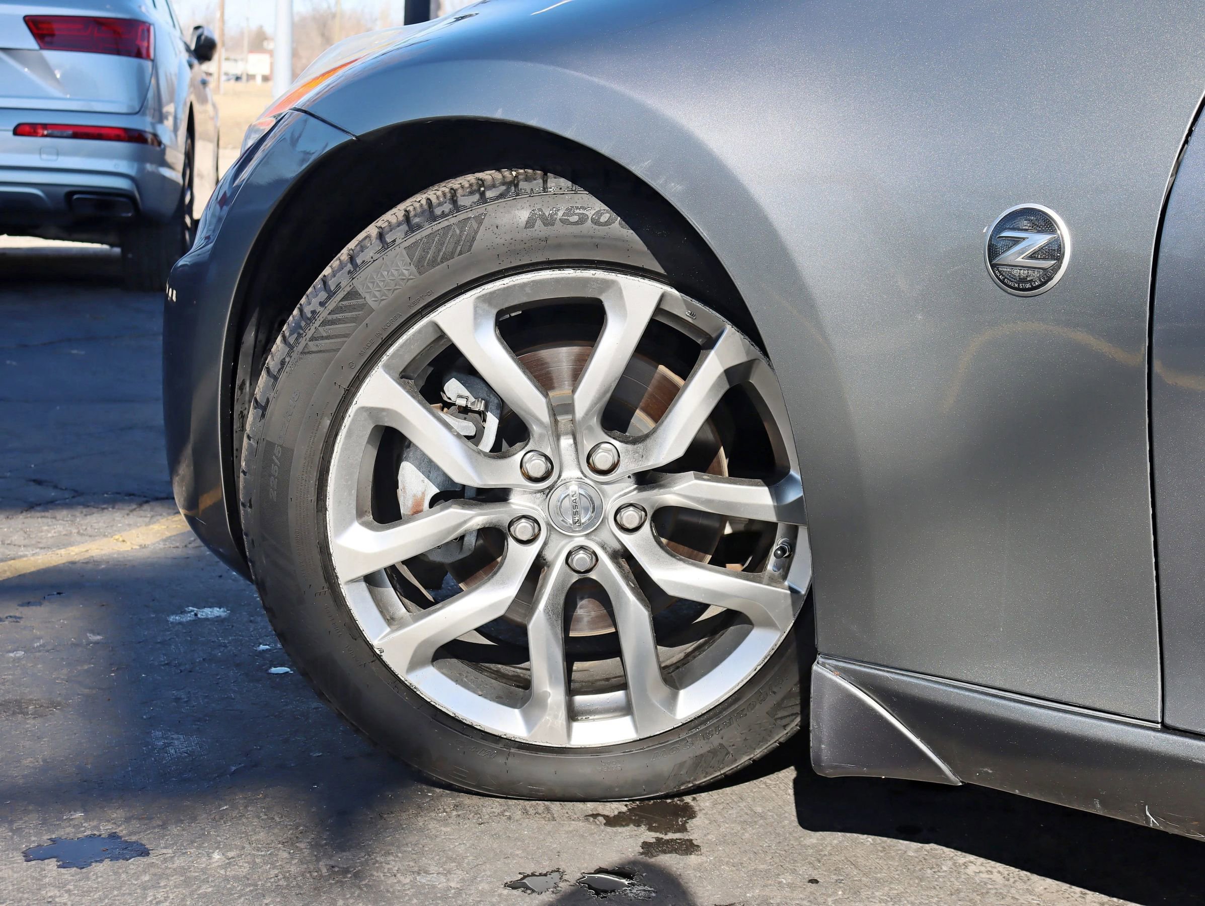 Used 2013 Nissan 370Z Touring RWD image 16