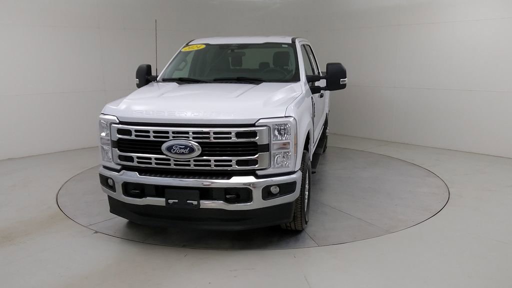 Certified 2024 Ford F250 XLT image 8