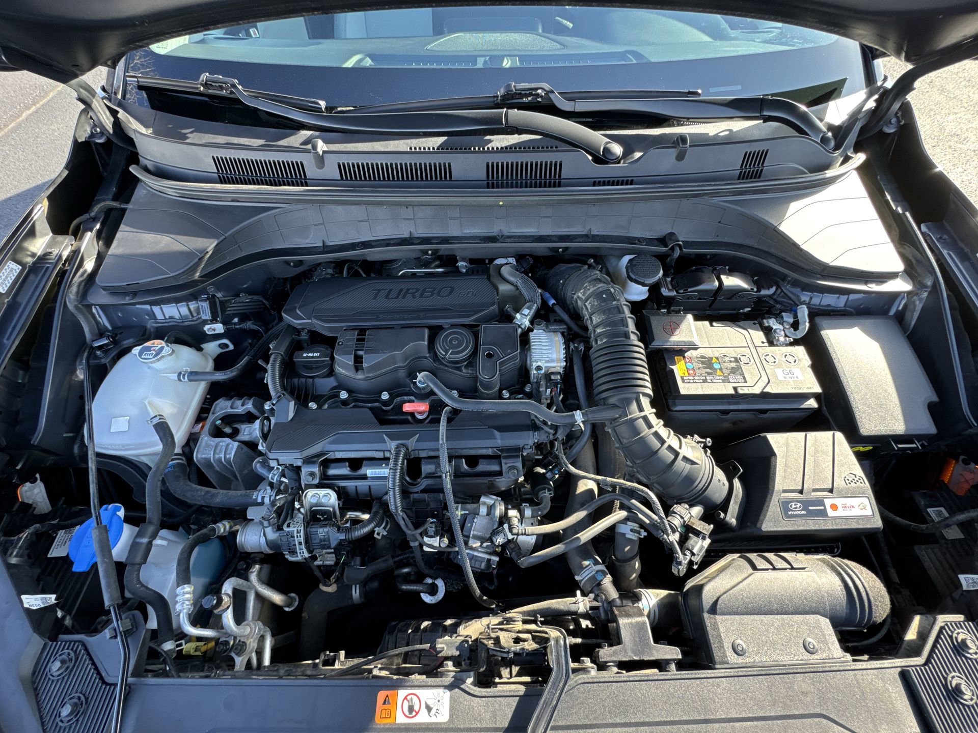Used 2023 Hyundai Kona Limited w/ Cargo Package FWD image 24