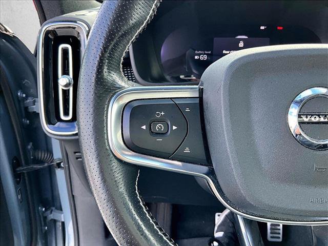 Used 2021 Volvo XC40 P8 Recharge w/ Protection Package Premier AWD/4WD image 19