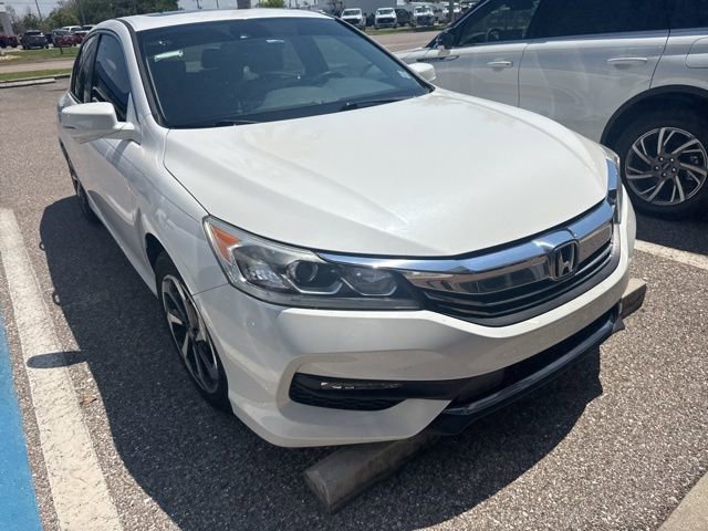 Used 2017 Honda Accord EX image 1