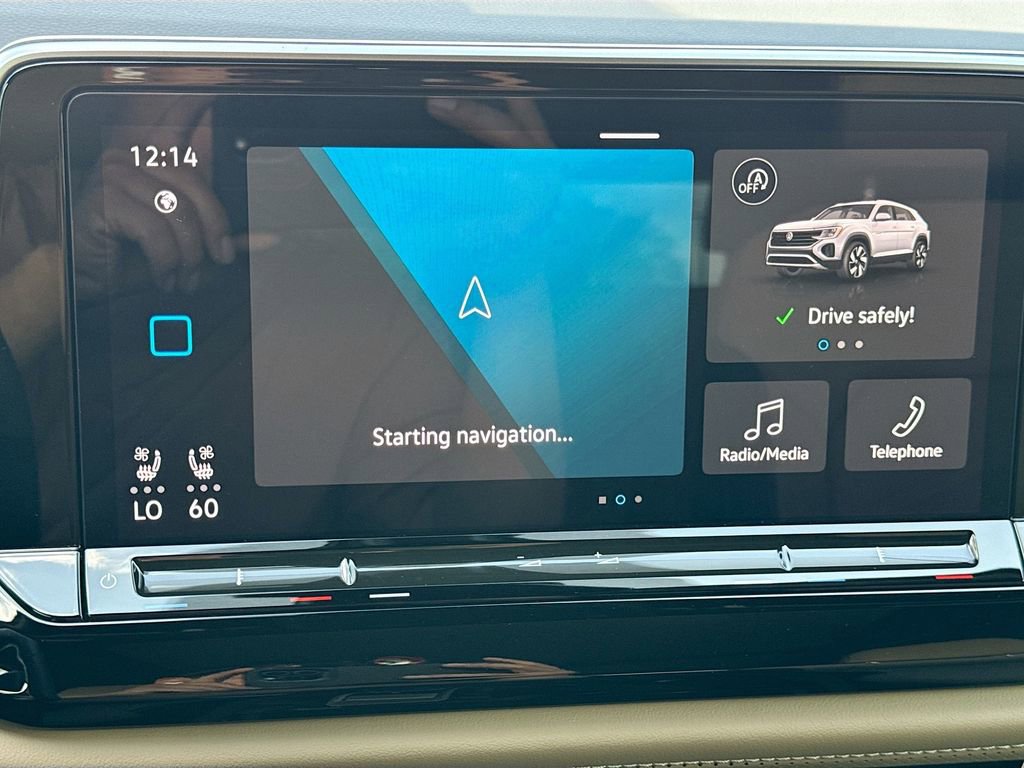 Used 2024 Volkswagen Atlas Cross Sport SE image 15