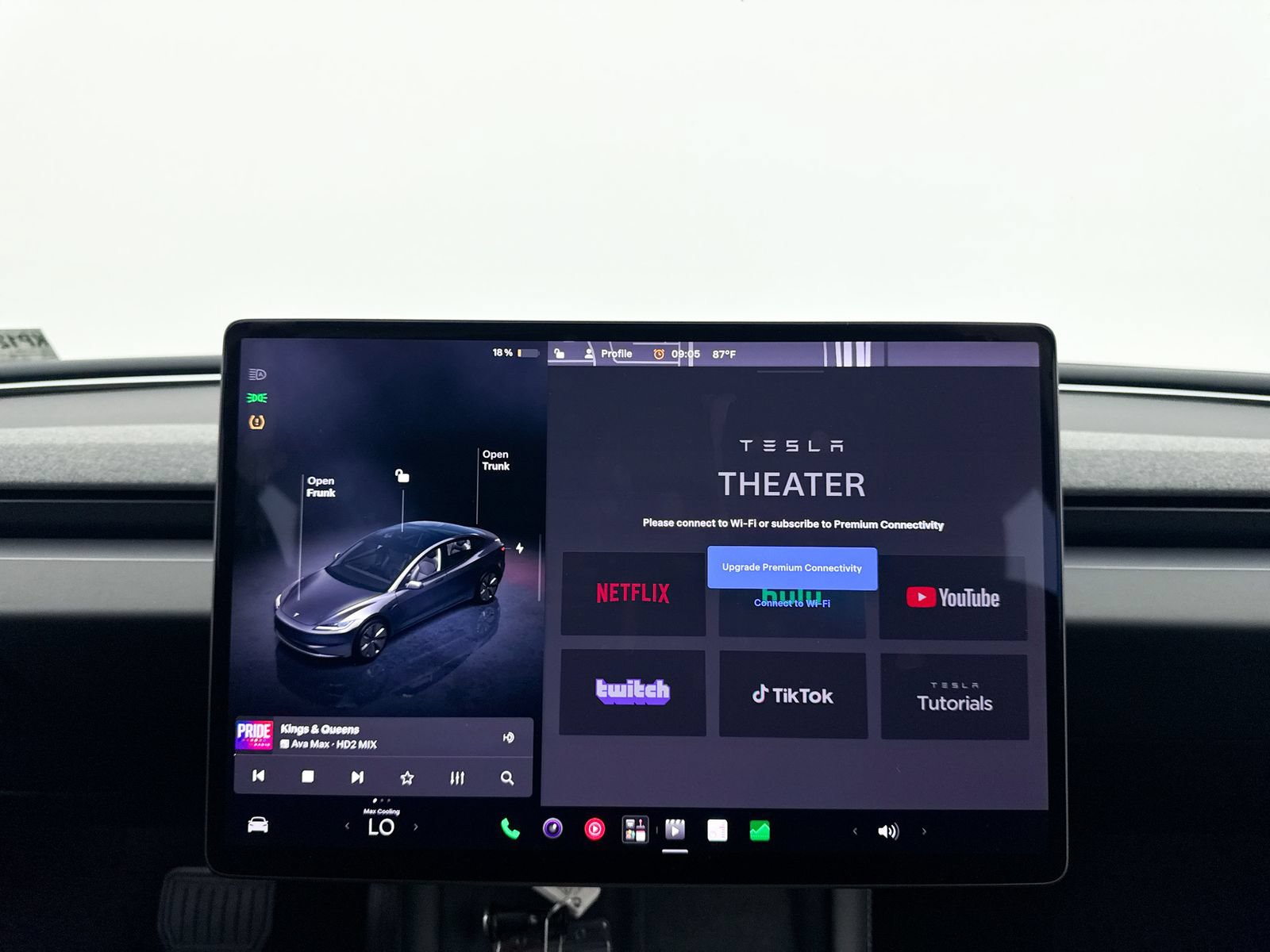 Used 2025 Tesla Model 3 Long Range RWD image 6