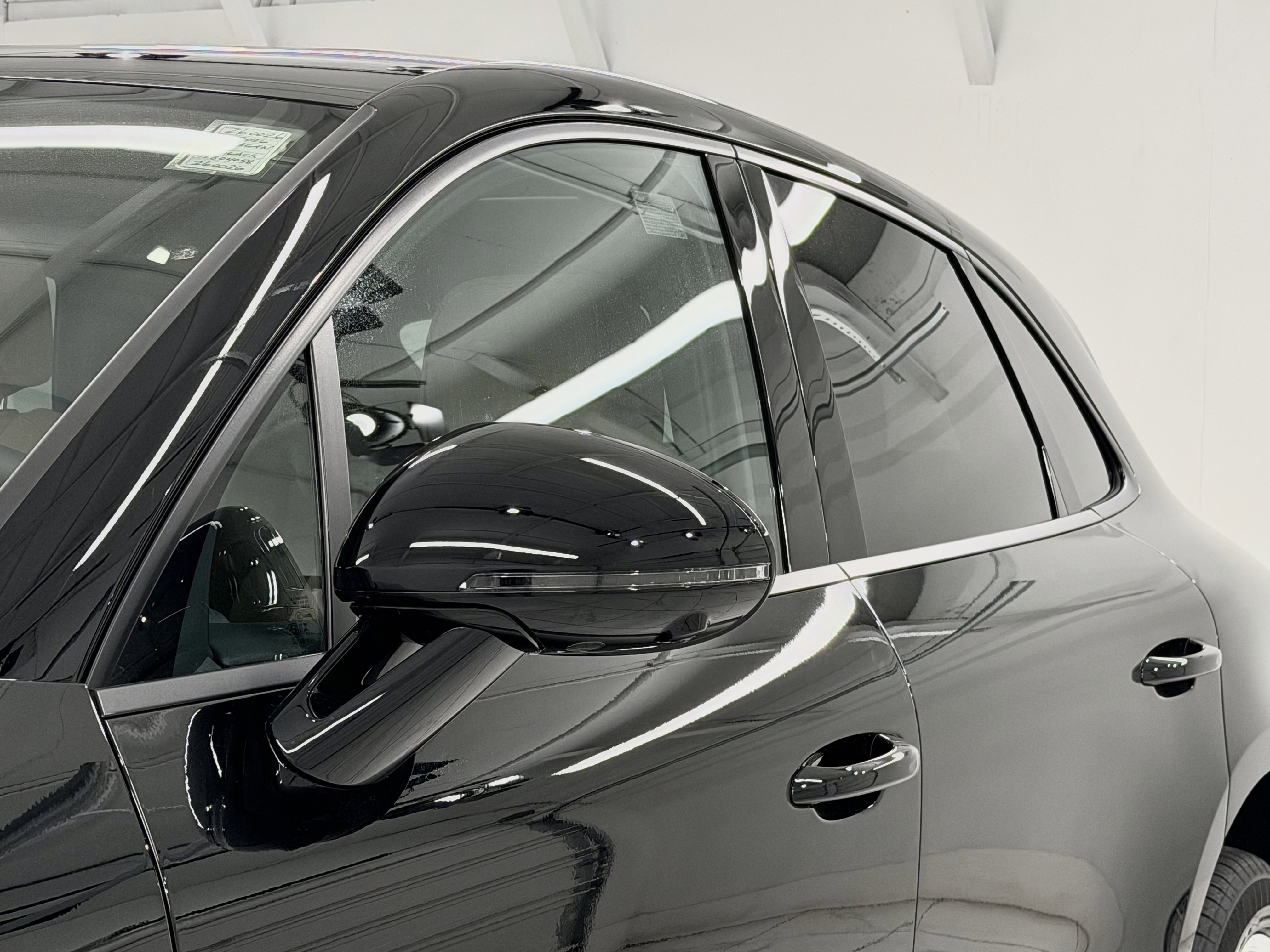 New 2026 Porsche Macan image 19