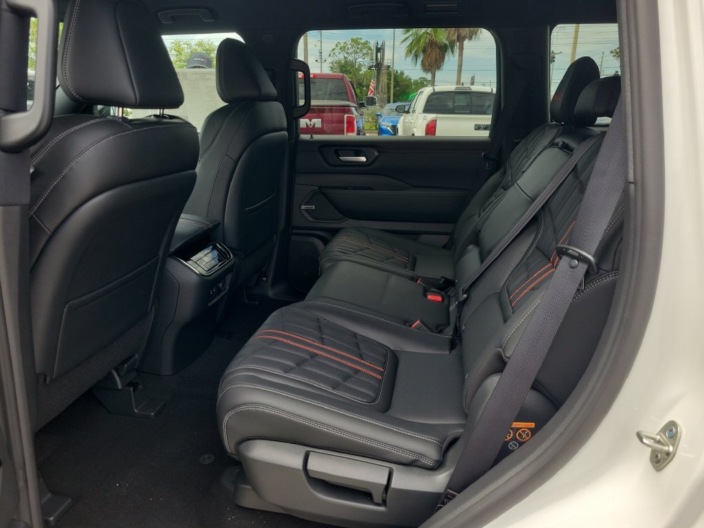 New 2026 Nissan Armada PRO-4X AWD/4WD image 11