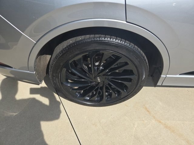 Certified 2023 Lincoln Aviator Reserve w/ Jet Package AWD/4WD image 13