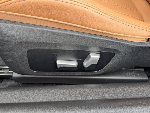 Used 2023 BMW 230i Coupe w/ Premium Package RWD image 14