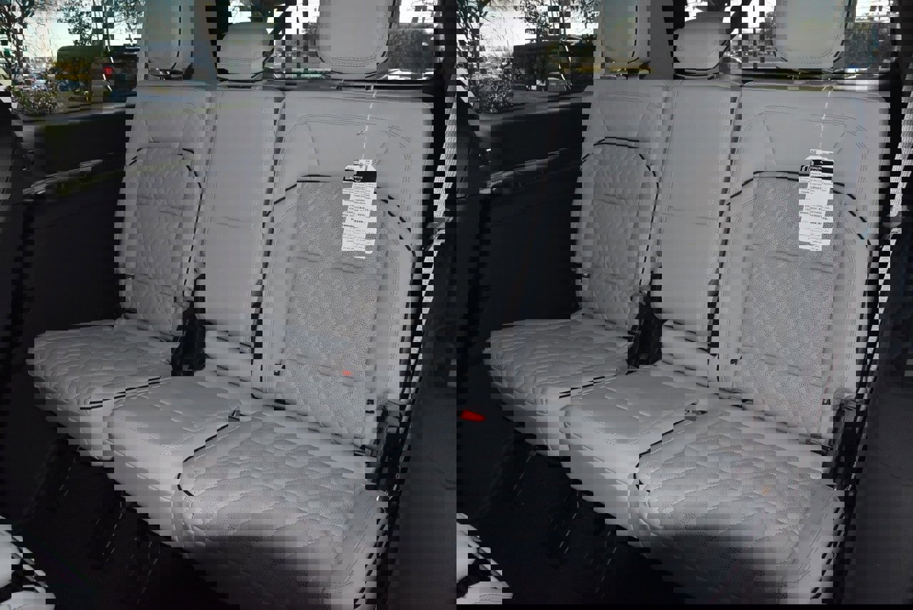 New 2026 Lincoln Navigator L Black Label image 15